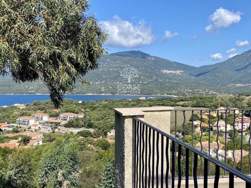 Villa - 282 m² - 7 pièces