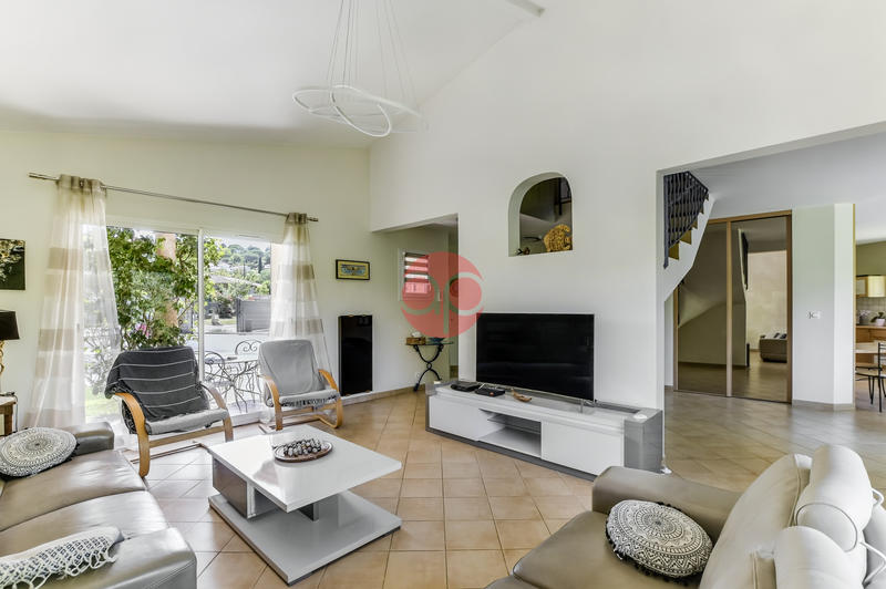 Villa - 145 m² - 5 pièces