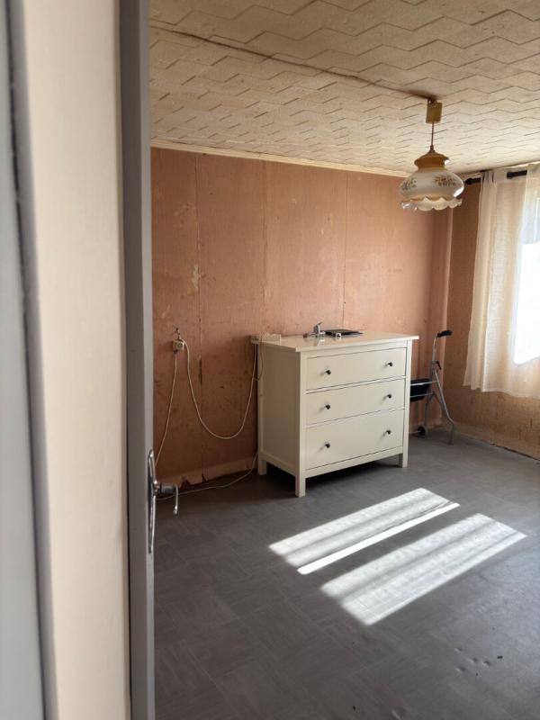 Maison - 98 m² - 1 pièce