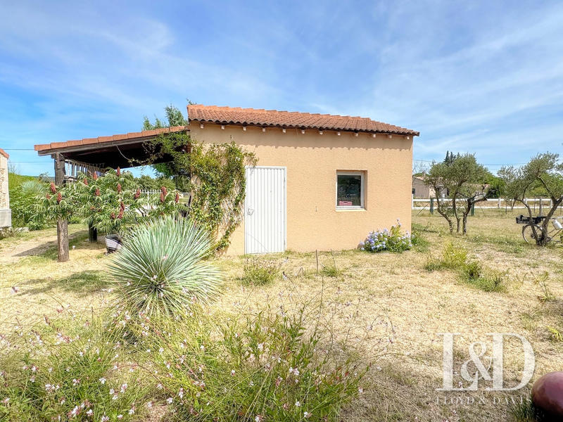 Maison - 239 m² - 8 pièces