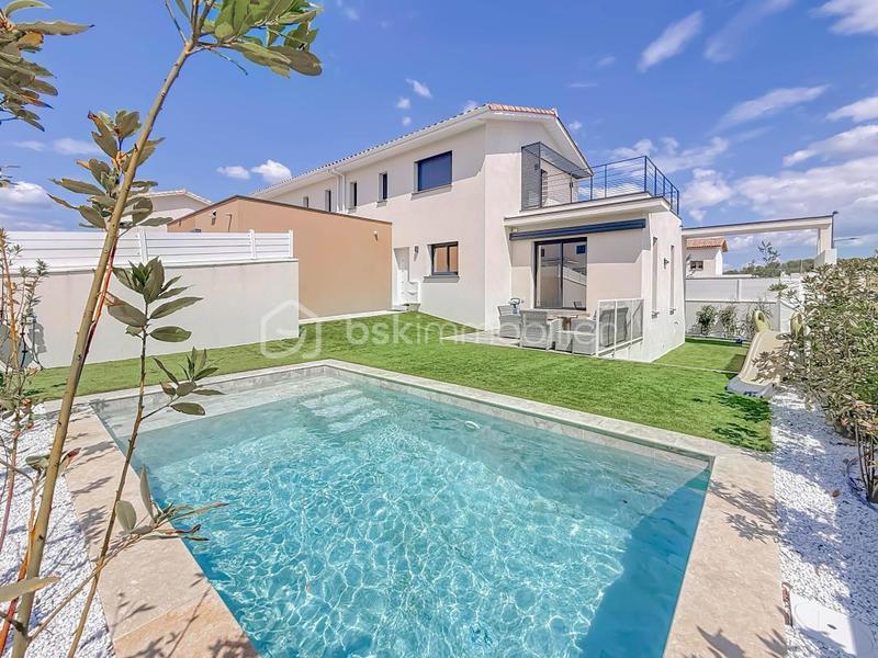 Maison - 104 m² - 5 pièces