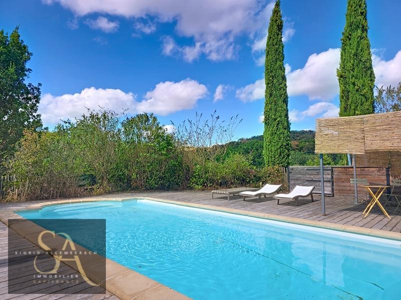 Propriété - 339 m² - 12 pièces