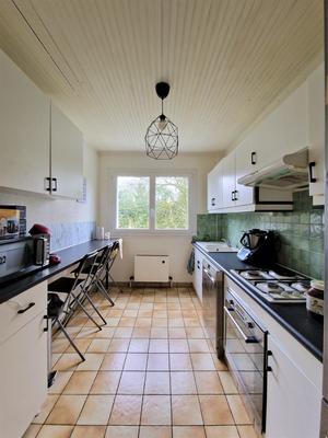 Appartement - 94 m² - 4 pièces