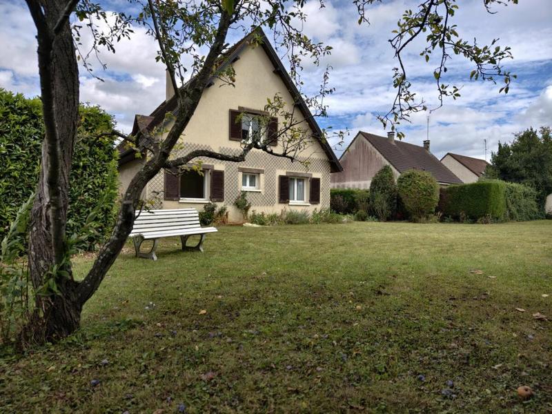 Maison - 175 m² - 12 pièces