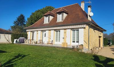 Maison - 107 m² - 4 pièces