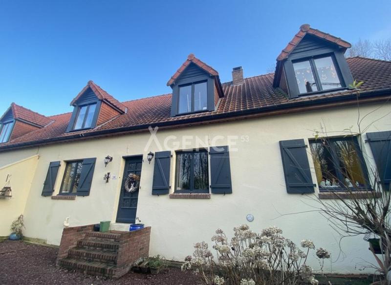 Maison - 221 m² - 7 pièces