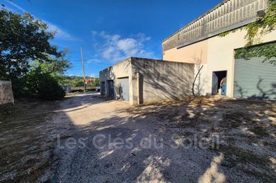Garage - 550 m²