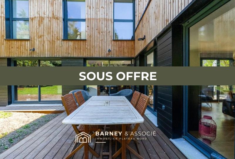 Maison - 190 m² - 8 pièces