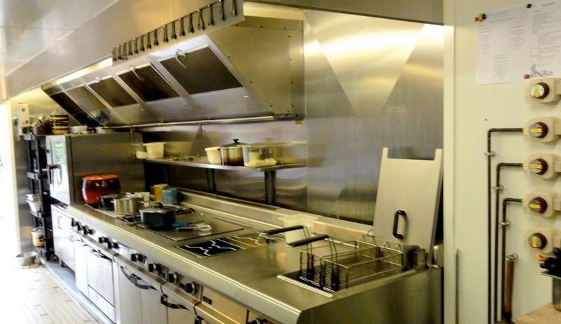 Maison - 453 m² - 12 pièces