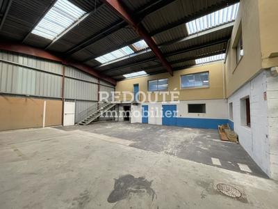 Entrepôt - 757 m²