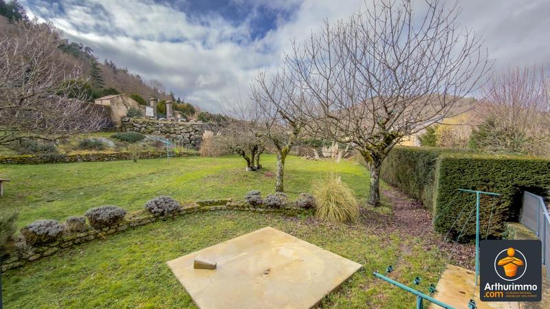 Maison - 90 m² - 3 pièces