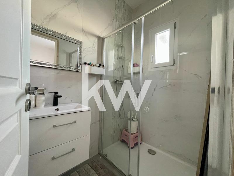 Maison - 121 m² - 4 pièces