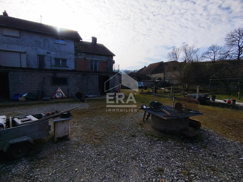 Maison - 161 m² - 10 pièces