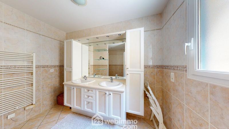 Maison - 132 m² - 5 pièces