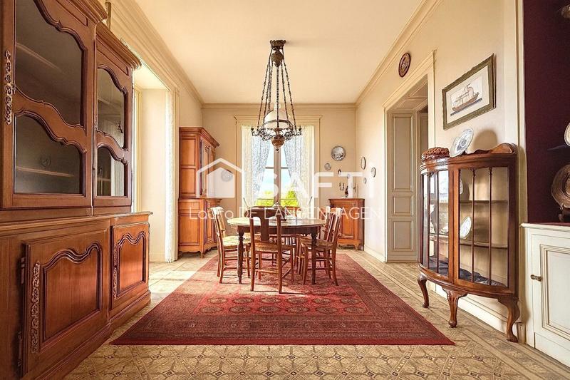 Maison de maîtres - 200 m² - 9 pièces