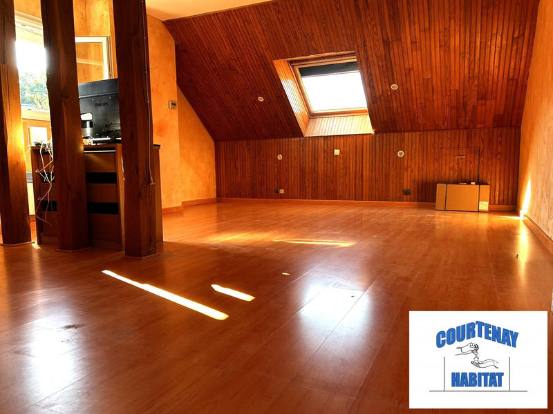 Maison traditionnelle - 158 m² - 7 pièces