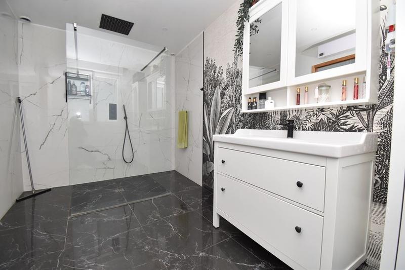 Corps de ferme - 245 m² - 8 pièces