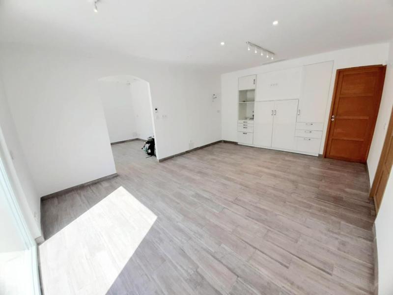 Maison - 166 m² - 7 pièces