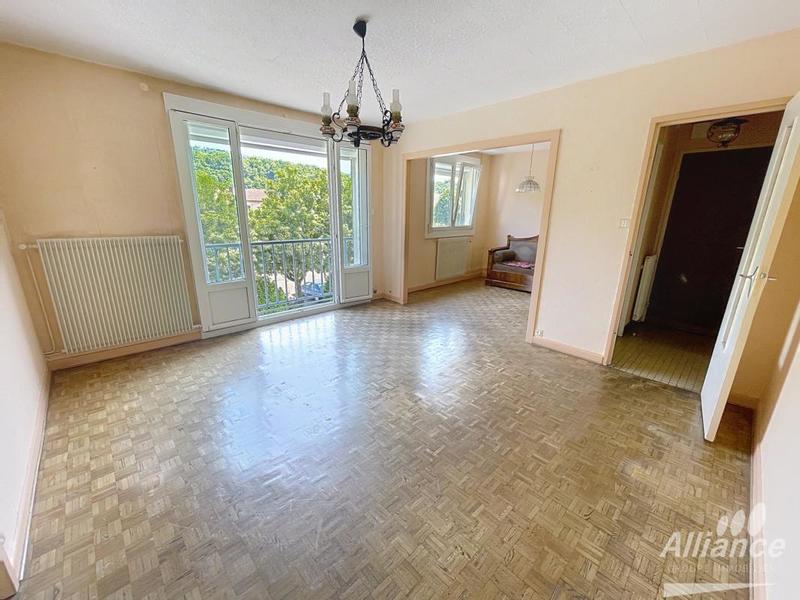 Appartement - 63 m² - 4 pièces