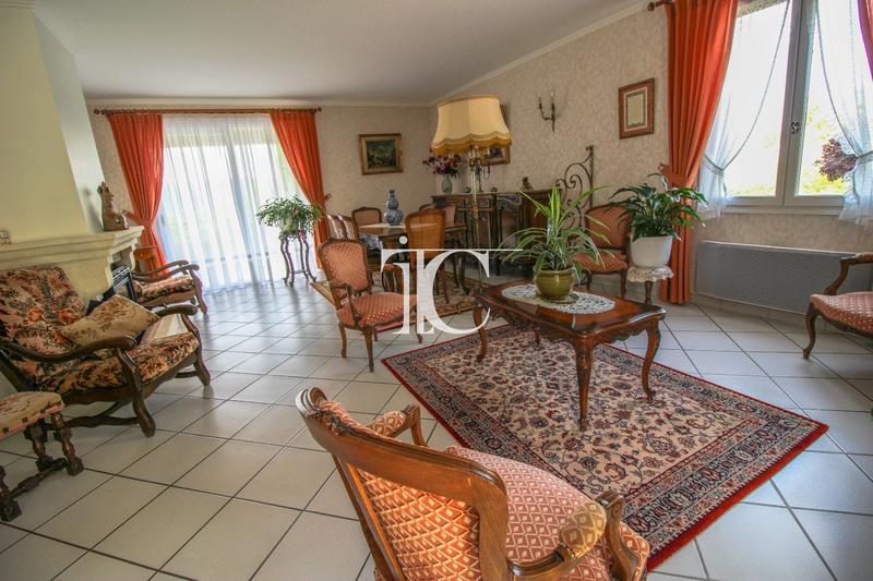 Maison - 152 m² - 4 pièces