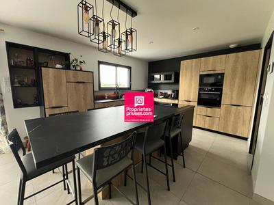 Maison - 144 m² - 4 pièces