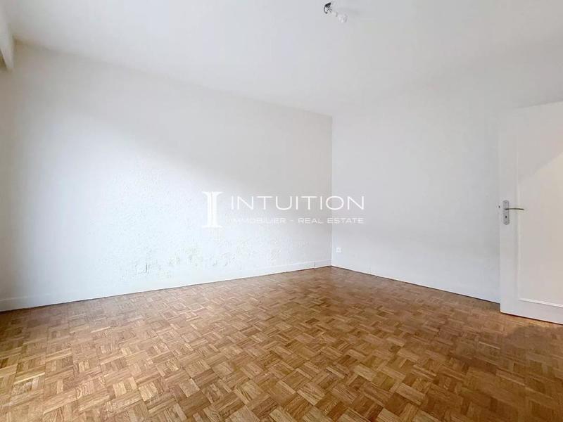 Appartement - 100 m² - 4 pièces