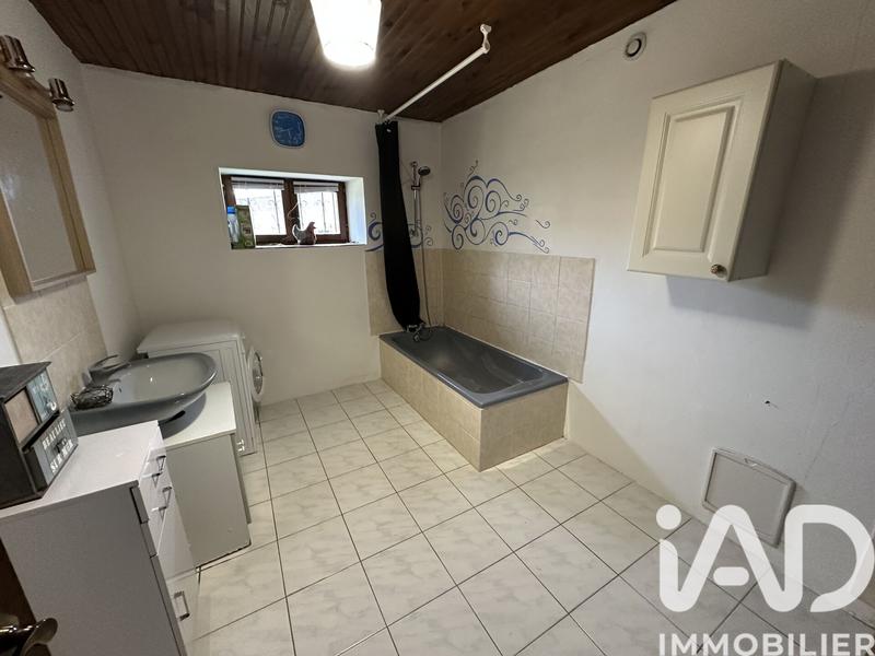 Maison - 120 m² - 3 pièces