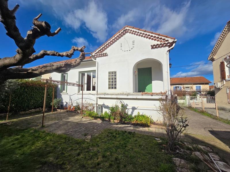 Maison - 93 m² - 5 pièces