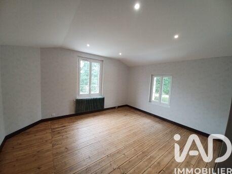 Maison - 200 m² - 5 pièces