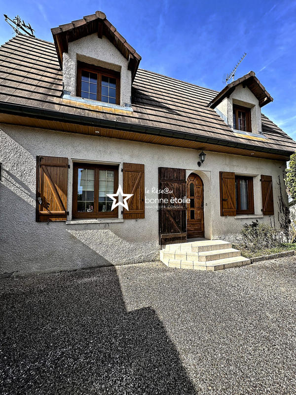Maison - 120 m² - 6 pièces
