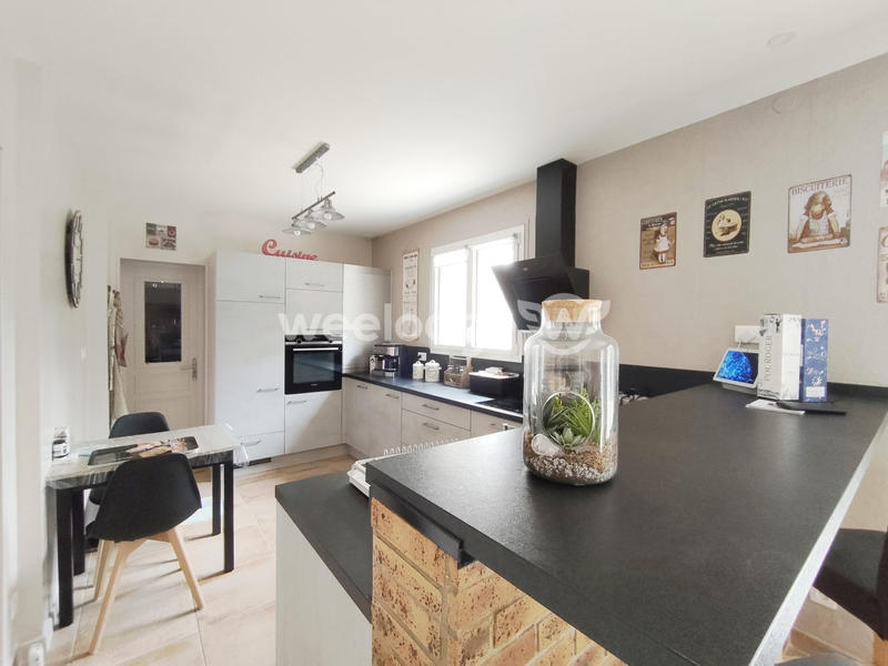 Maison - 104 m² - 5 pièces