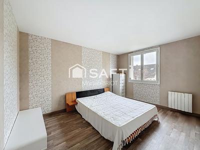 Maison - 98 m² - 5 pièces