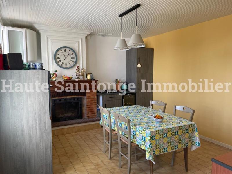 Maison de village - 70 m² - 3 pièces