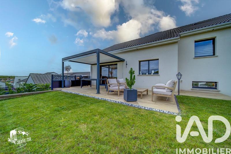 Maison - 176 m² - 6 pièces