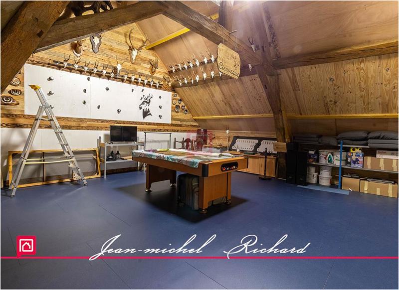 Maison - 210 m² - 8 pièces