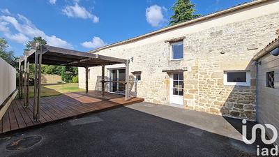 Maison - 230 m² - 7 pièces