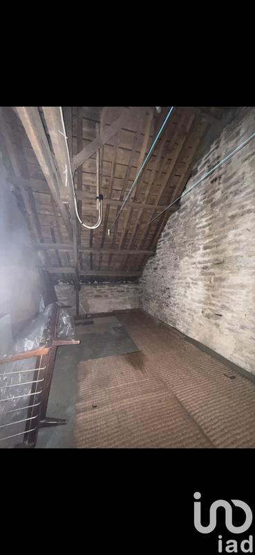 Maison - 220 m² - 11 pièces