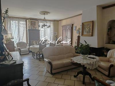 Maison - 186 m² - 7 pièces