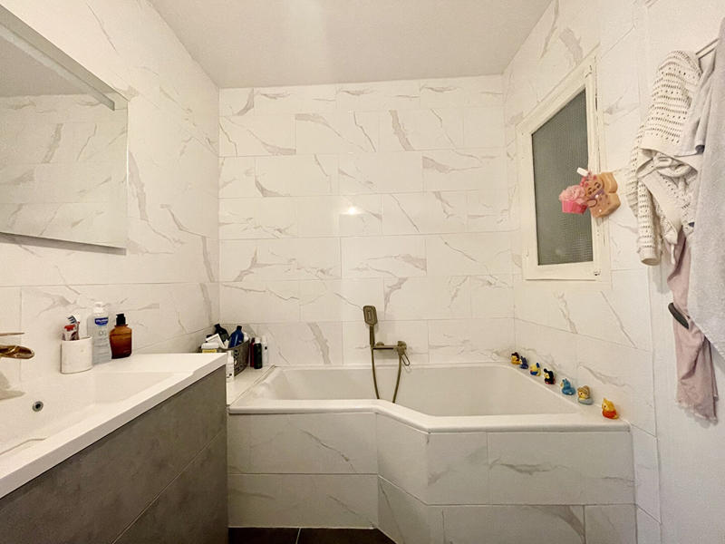 Appartement - 81 m² - 4 pièces