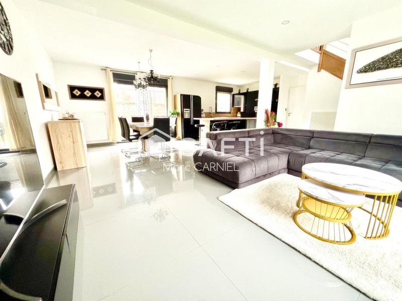 Maison - 123 m² - 6 pièces