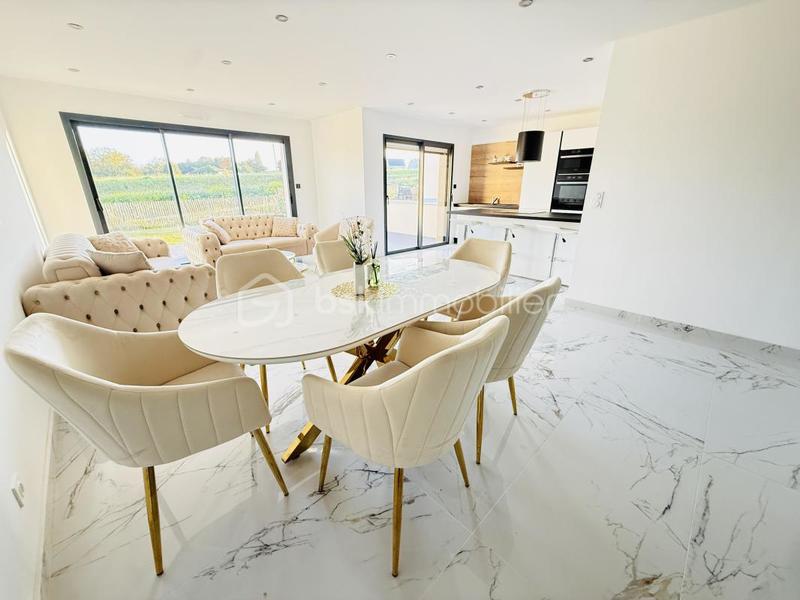 Maison - 126 m² - 6 pièces