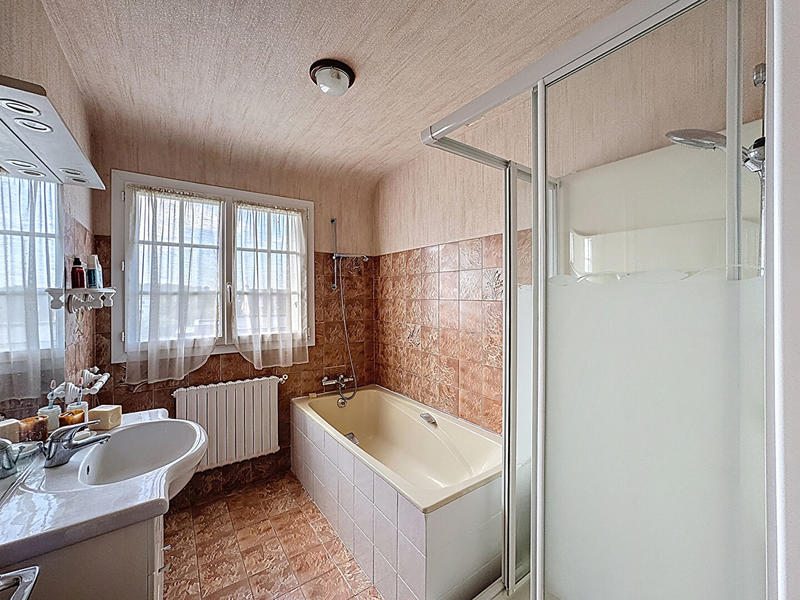 Maison - 120 m² - 7 pièces