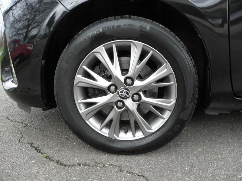 Toyota Yaris 1.5 Vvt-i 110 Ch Dynamic 5 portes - 6