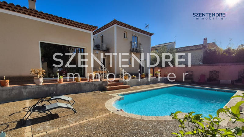 Villa - 366 m² - 12 pièces