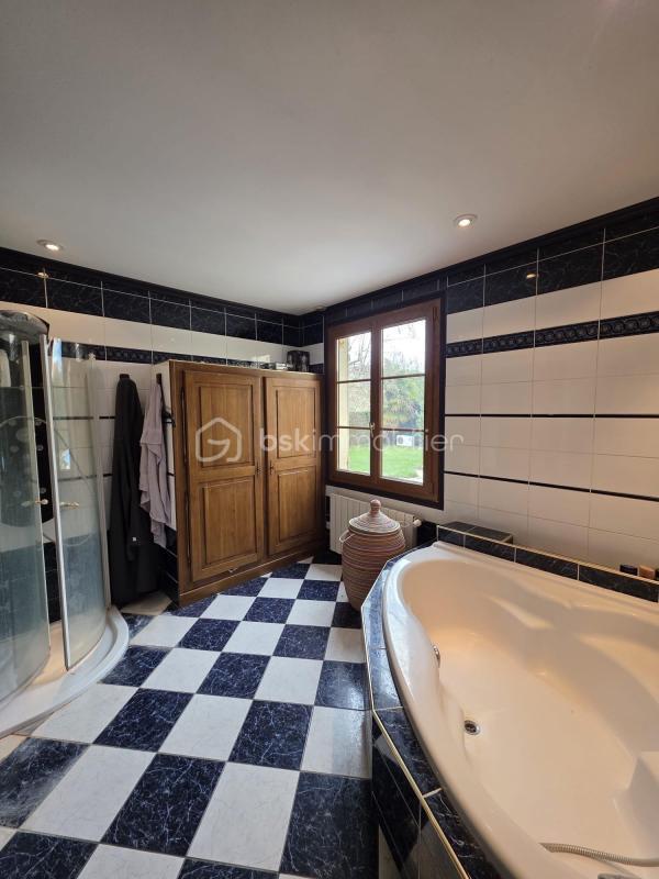 Propriété - 150 m² - 5 pièces