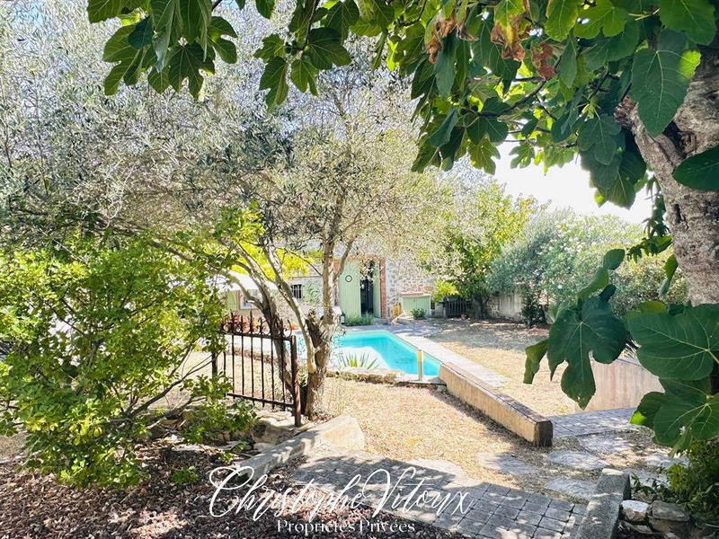 Maison - 231 m² - 7 pièces