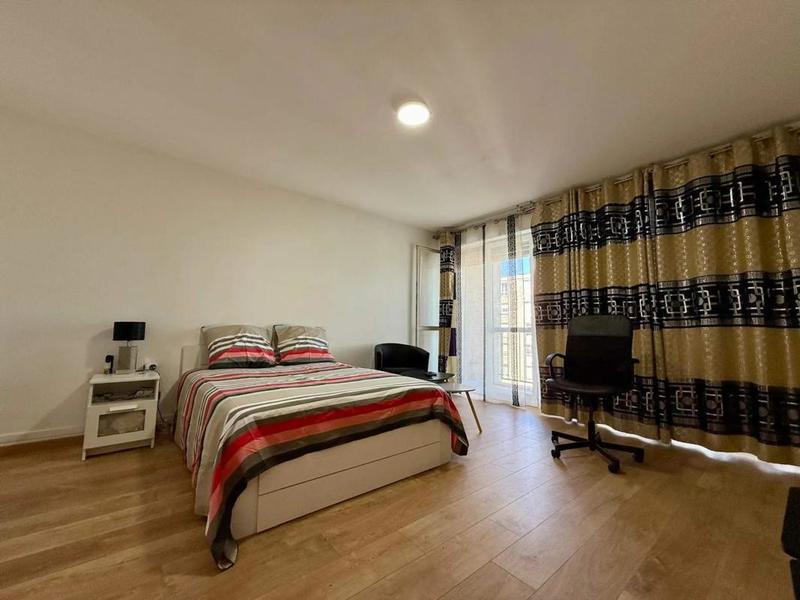 Appartement - 84 m² - 4 pièces