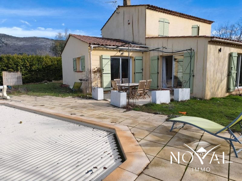 Maison - 150 m² - 5 pièces