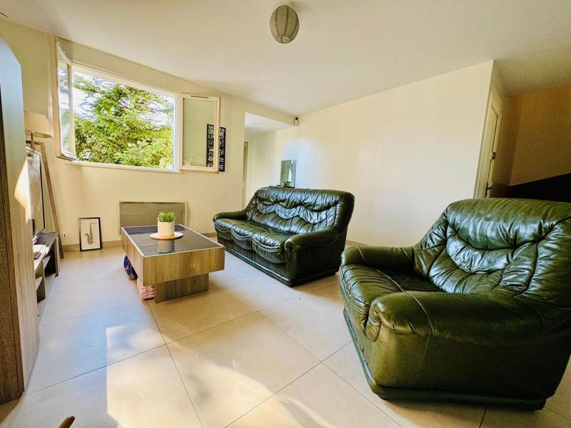 Maison - 98 m² - 5 pièces