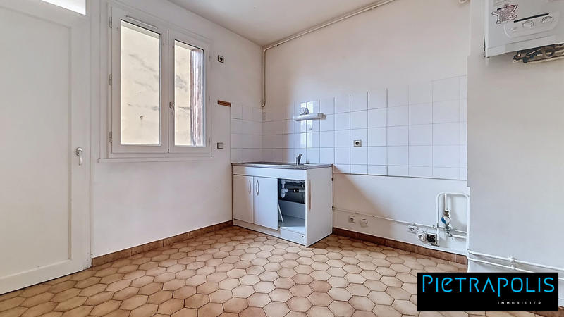 Appartement - 94 m² - 4 pièces